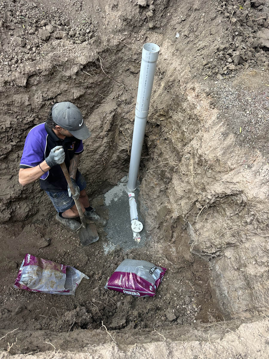 Burst & leaking pipes by Speedy Services Today